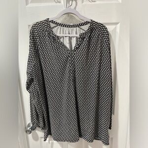 Coolibar, women’s sun protection 50+ long sleeve shirt, like new, Size XXL